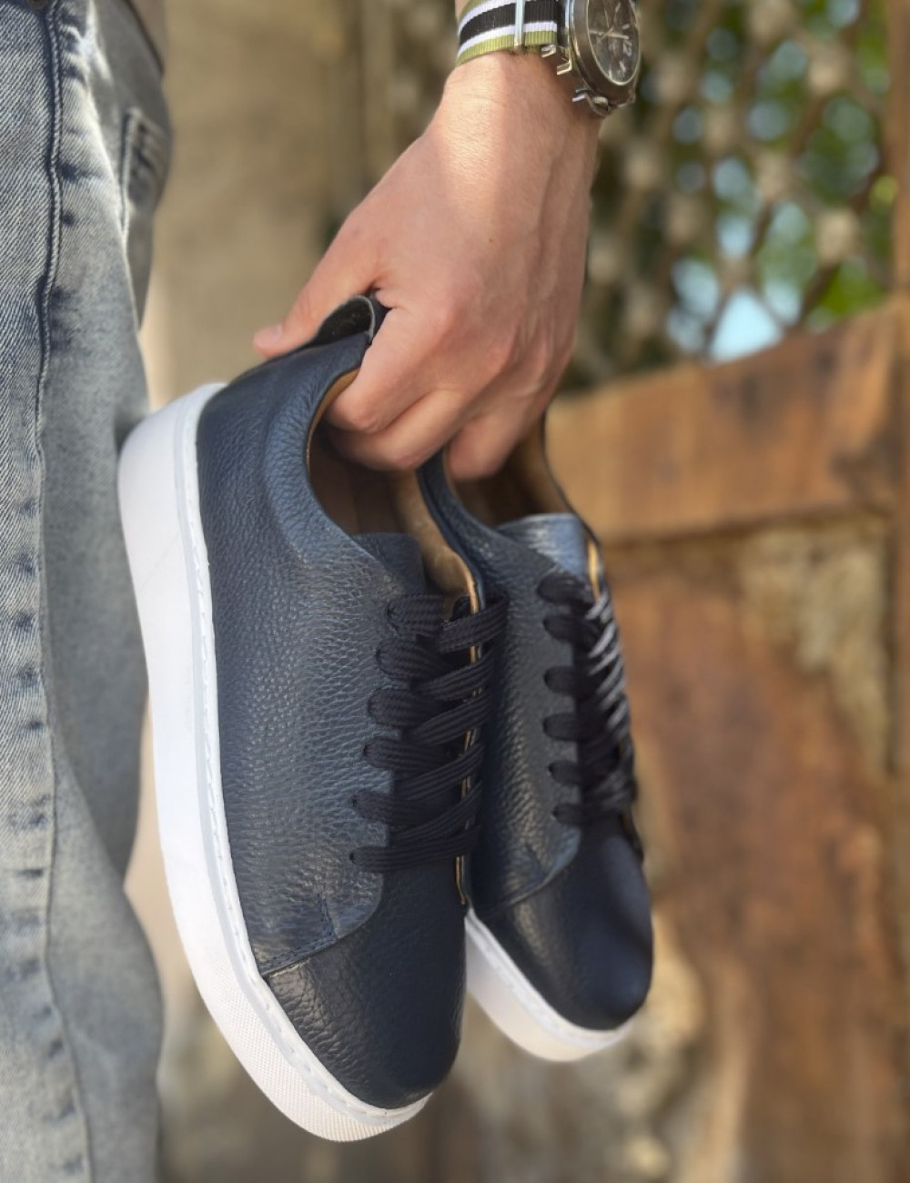 Aνδρικά χαμηλά Casual Sneakers κατασκευασμένα από γνήσιο δέρμα.