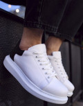 Ανδρικά δίσολα Sneakers με κορδόνια λαστιχένια σόλα.
