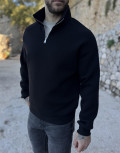 Ανδρικό μονόχρωμο φούτερ με γιακά και μισό φερμουάρ.