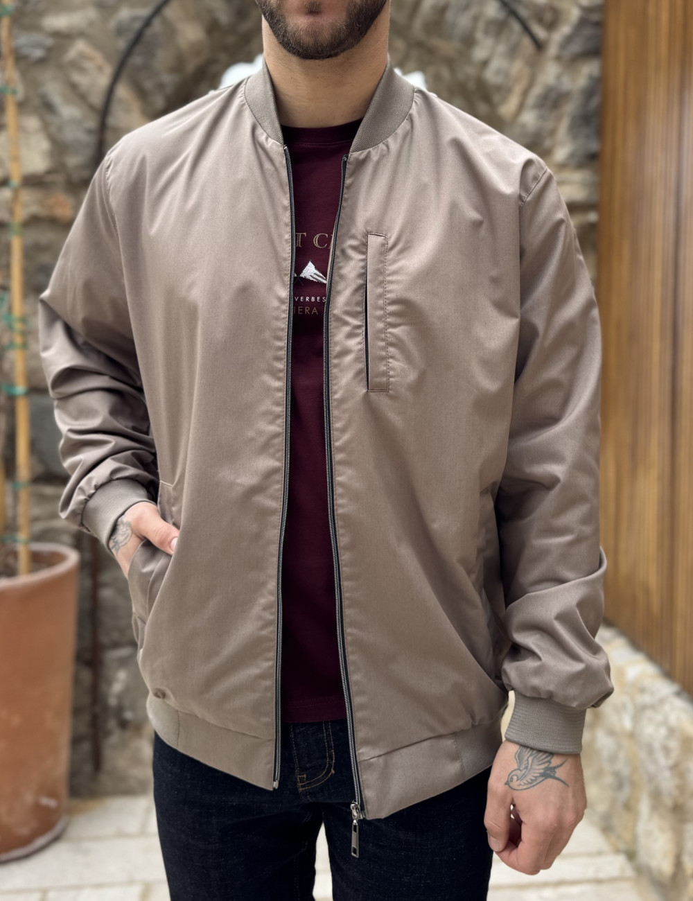 Ανδρικό Jacket σε στυλ bomber.