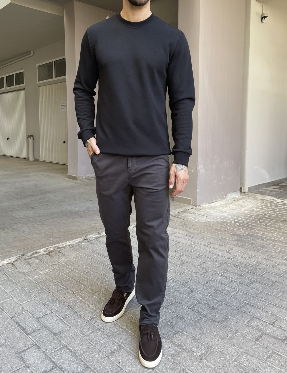 Ανδρική μπλούζα μακρυμάνικη με πικέ ύφανση.