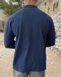 Ανδρική μακρυμάνικη μπλούζα ελληνικής κατασκευής με γιακά.