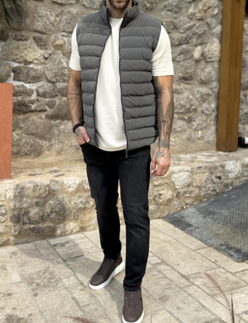 Ανδρικό γκρι αδιάβροχο αμάνικο μπουφάν καπιτονέ FU3001G