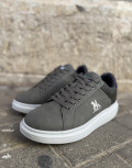 Ανδρικά δίσολα Casual Sneakers κατασκευασμένα απο δερματίνη  άριστης ποιότητας.