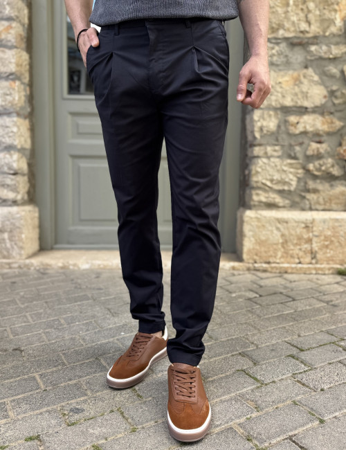 Ανδρικό μπλε υφασμάτινο παντελόνι με πιέτες JR2622B