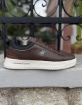 Ανδρικά χαμηλά Casual Sneakers κατασκευασμένα απο δερματίνη  άριστης ποιότητας.