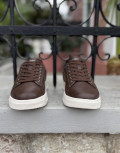 Ανδρικά χαμηλά Casual Sneakers κατασκευασμένα απο δερματίνη  άριστης ποιότητας.