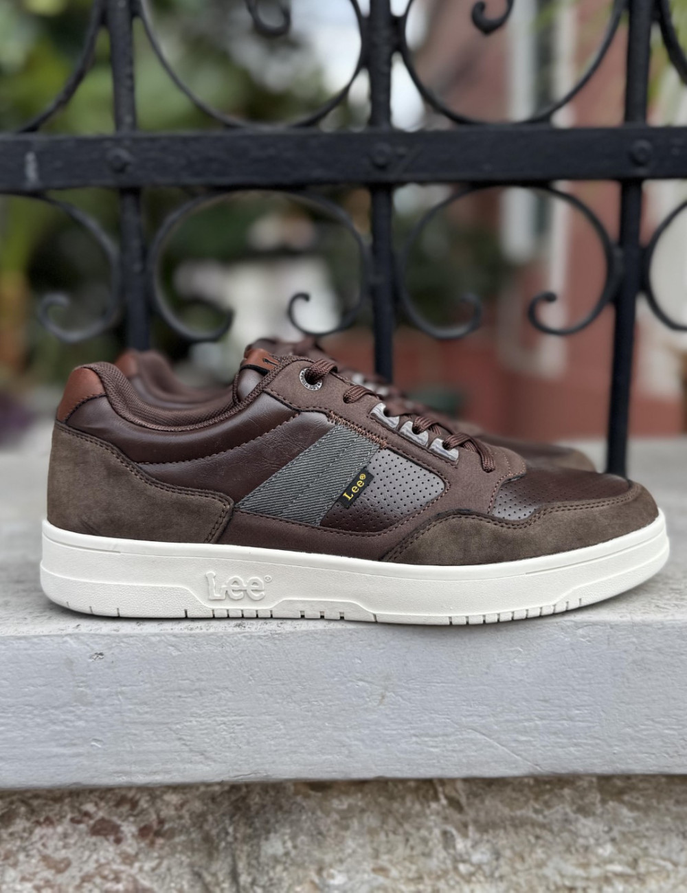 Ανδρικά Casual Sneakers κατασκευασμένα απο δερματίνη  άριστης ποιότητας.