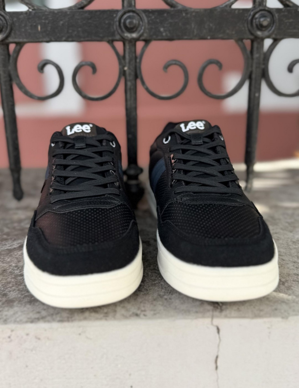 Ανδρικά Casual Sneakers κατασκευασμένα απο δερματίνη  άριστης ποιότητας.