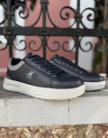 Ανδρικά χαμηλά Casual Sneakers κατασκευασμένα απο δερματίνη  άριστης ποιότητας.