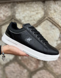 Ανδρικά χαμηλά Casual Sneakers κατασκευασμένα απο δερματίνη  άριστης ποιότητας.