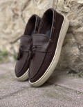  Ανδρικά δερμάτινα loafers με tassels.