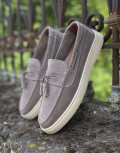  Ανδρικά δερμάτινα loafers με tassels.