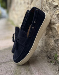  Ανδρικά δερμάτινα loafers με tassels.
