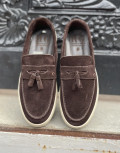  Ανδρικά δερμάτινα loafers με tassels.