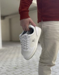 Ανδρικά χαμηλά Casual Sneakers , με διχρωμία, κατασκευασμένα απο δερματίνη άριστης ποιότητας.