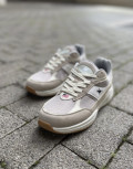 Ανδρικά χαμηλά Casual Sneakers , με διχρωμία, κατασκευασμένα απο δερματίνη άριστης ποιότητας.