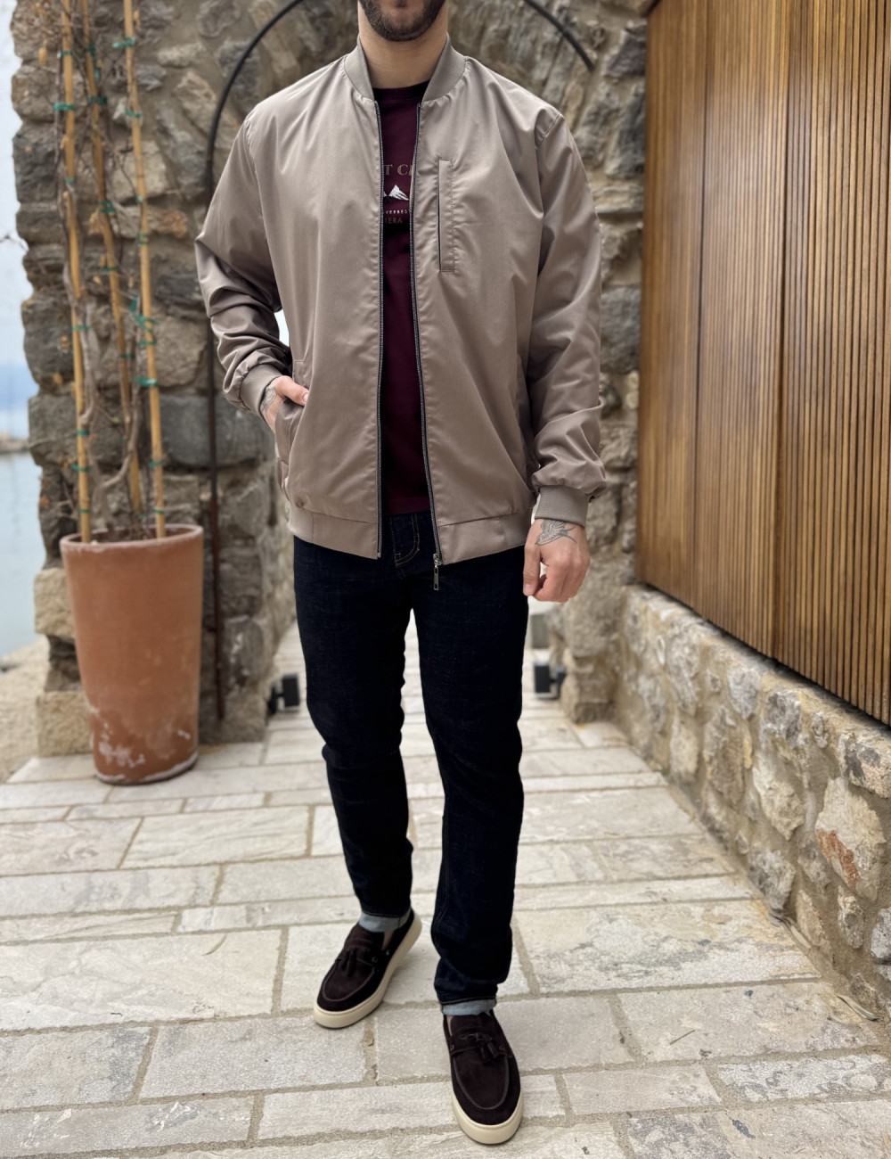 Ανδρικό Jacket σε στυλ bomber.