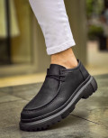 Ανδρικά μονόχρωμα casual παπούτσια loafers κατασκευασμένα από οργανική δερματίνη άριστης ποιότητας.