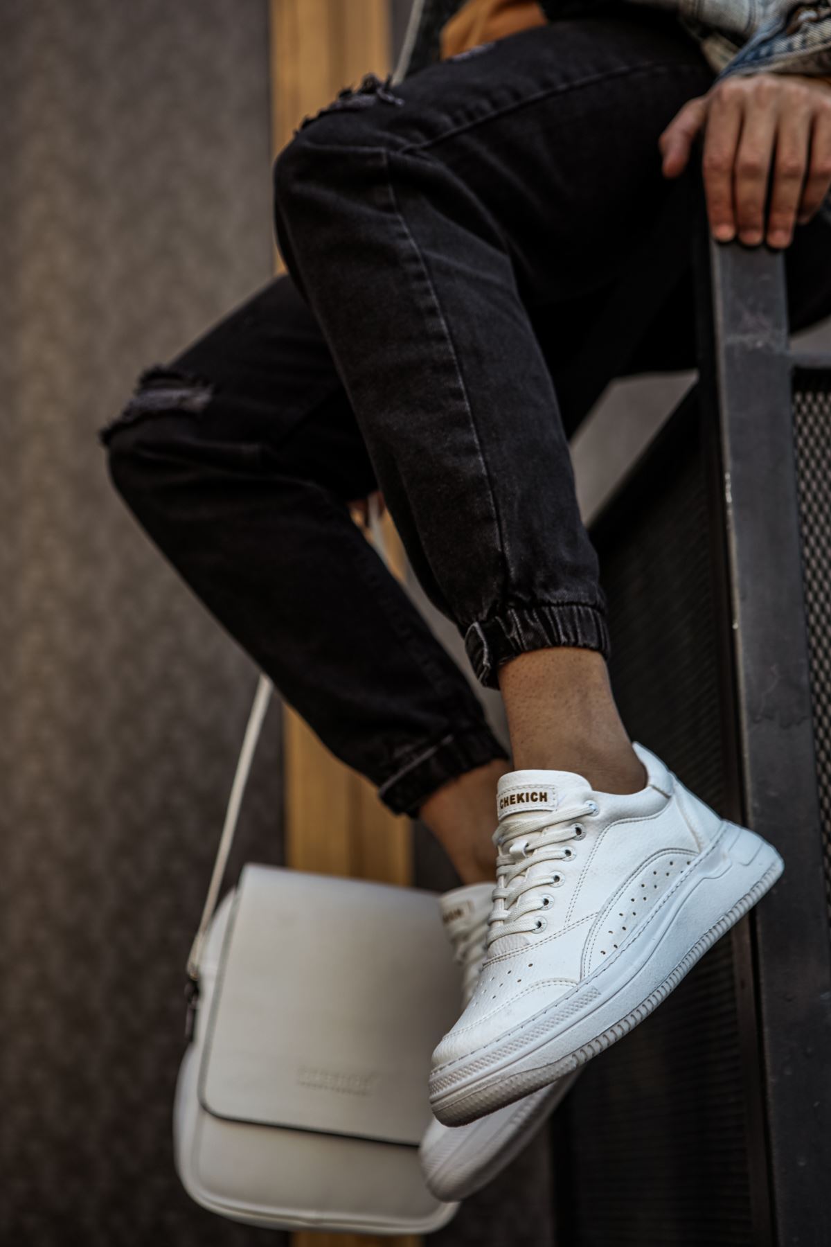 Ανδρικά λευκά Casual Sneakers CH115A φωτογραφία