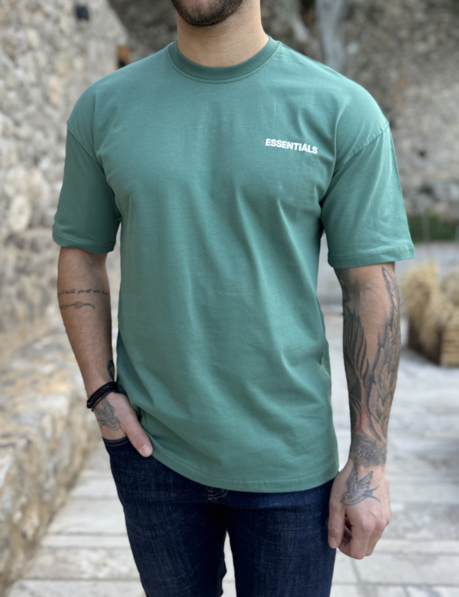 Ανδρική πράσινη oversized κοντομάνικη μπλούζα με λογότυπο στην πλάτη ES008P